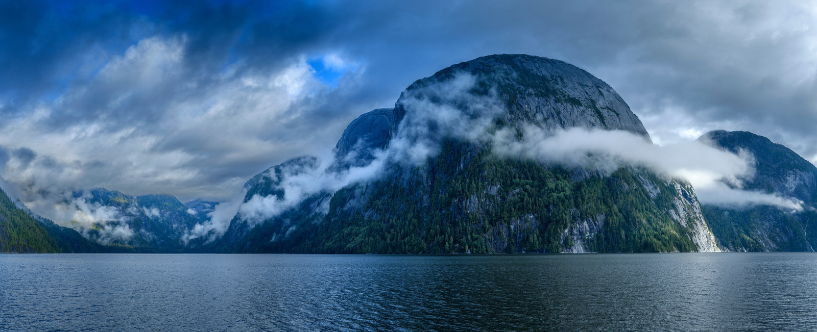 Canada, British Columbia, Central  Coast, Great Bear Rain Forest, Fiordland Conservancy